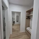 Lendas & Baška Voda