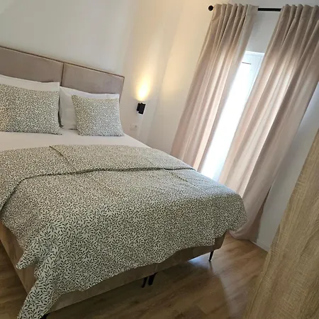 Gostinjska kuća Lendas & 3*