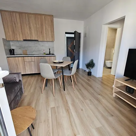 Gostinjska kuća Lendas & 3*