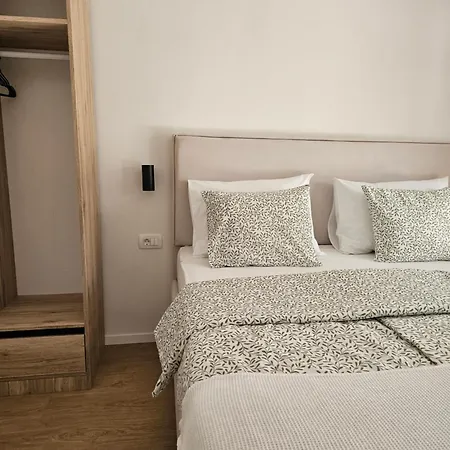 Pensjonat Lendas & 4*