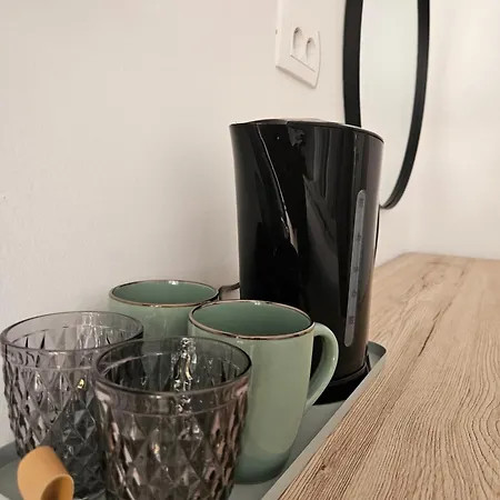 Lendas & * Baška Voda