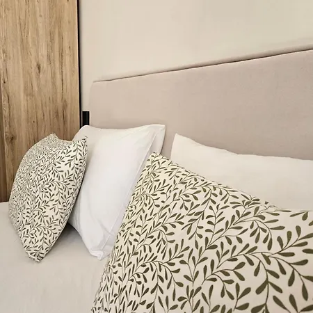 Pensjonat Lendas & 4*