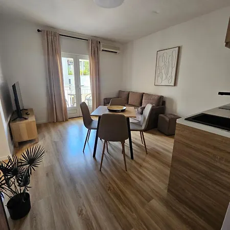 Lendas & Baška Voda