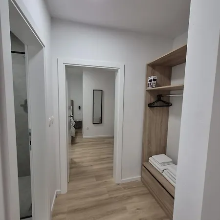 Lendas & Baška Voda