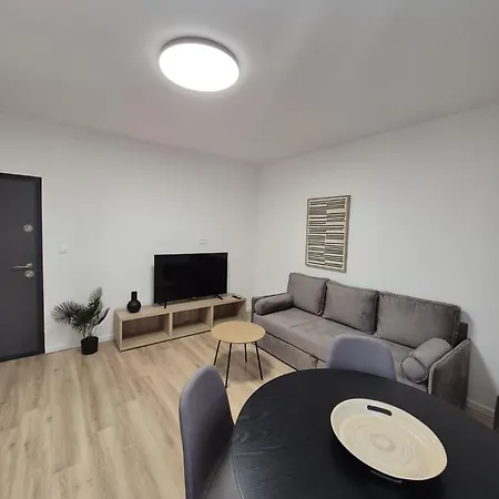 Pensjonat Lendas & 4*