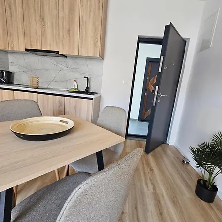 Pensjonat Lendas & Baška Voda