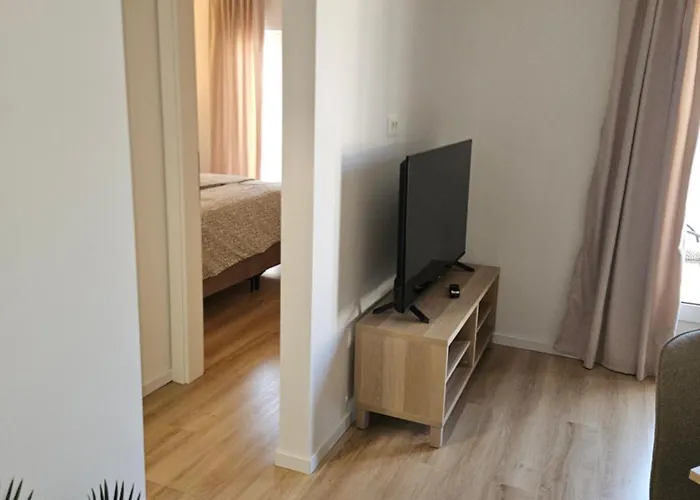 Lendas & 3* Baška Voda